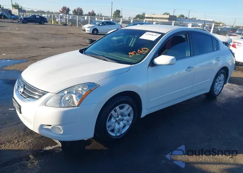 2011 Nissan Altima 2.5 S z USA, uszkodzony, nr VIN 1N4AL2AP2BN435875